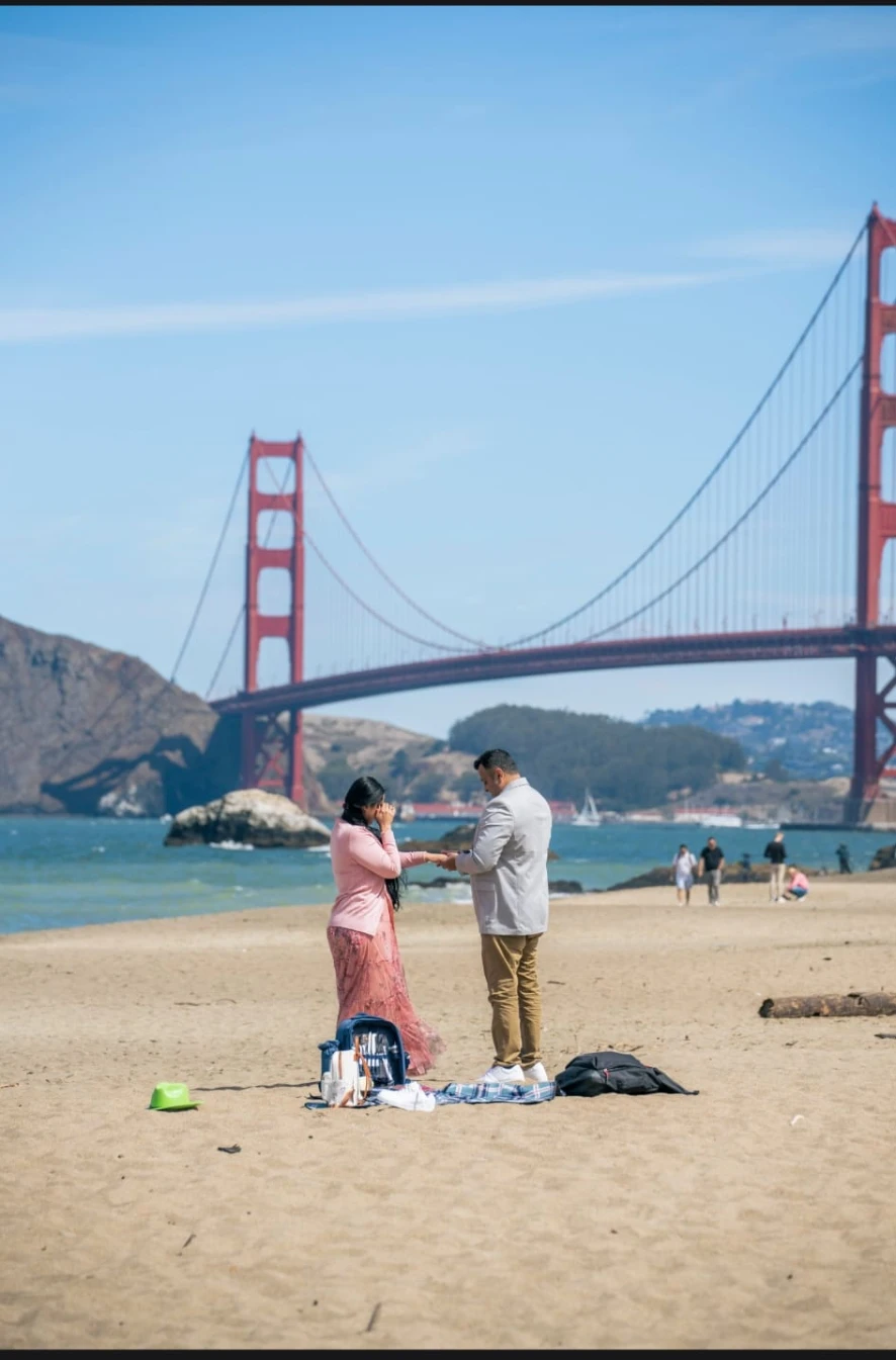 The proposal moment on Baker Beach, San Francisco